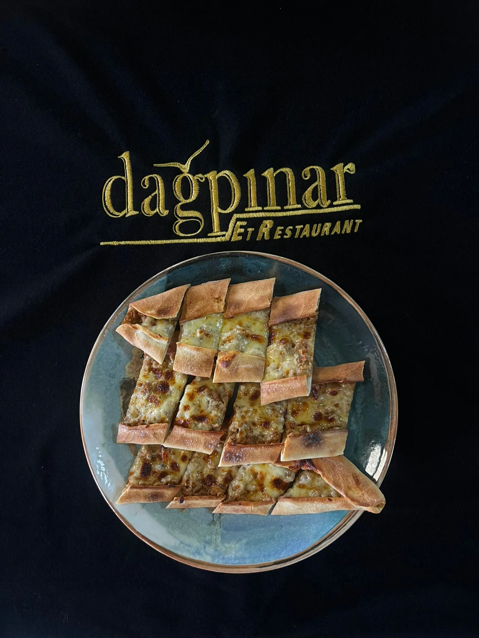 Kıyma Kaşar Pide